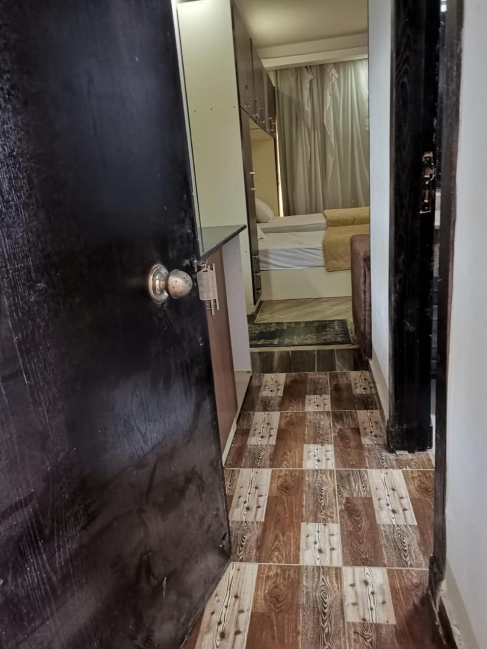 Cecelia Hotel